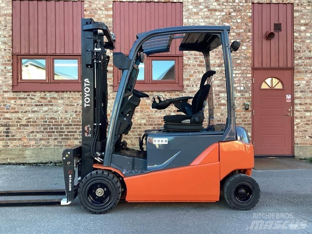 Toyota 8FBM20T Elmotviktstruckar