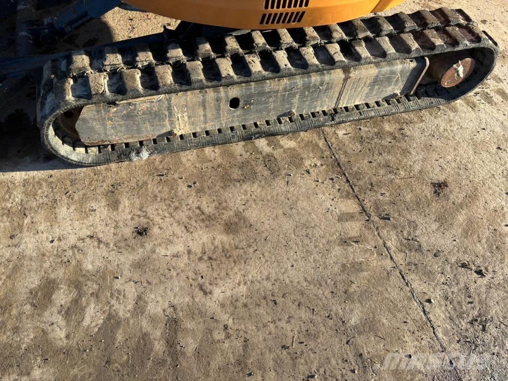 CASE CX 26 B ZTS Minigrävare < 7t