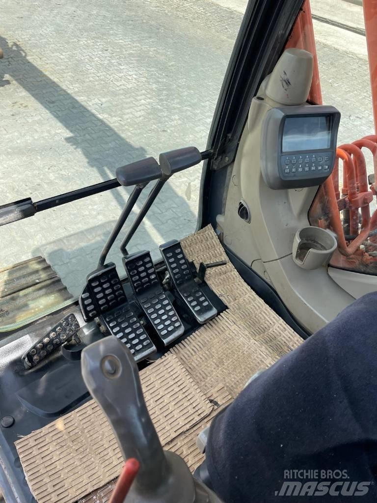Hitachi ZX 180 Bandgrävare