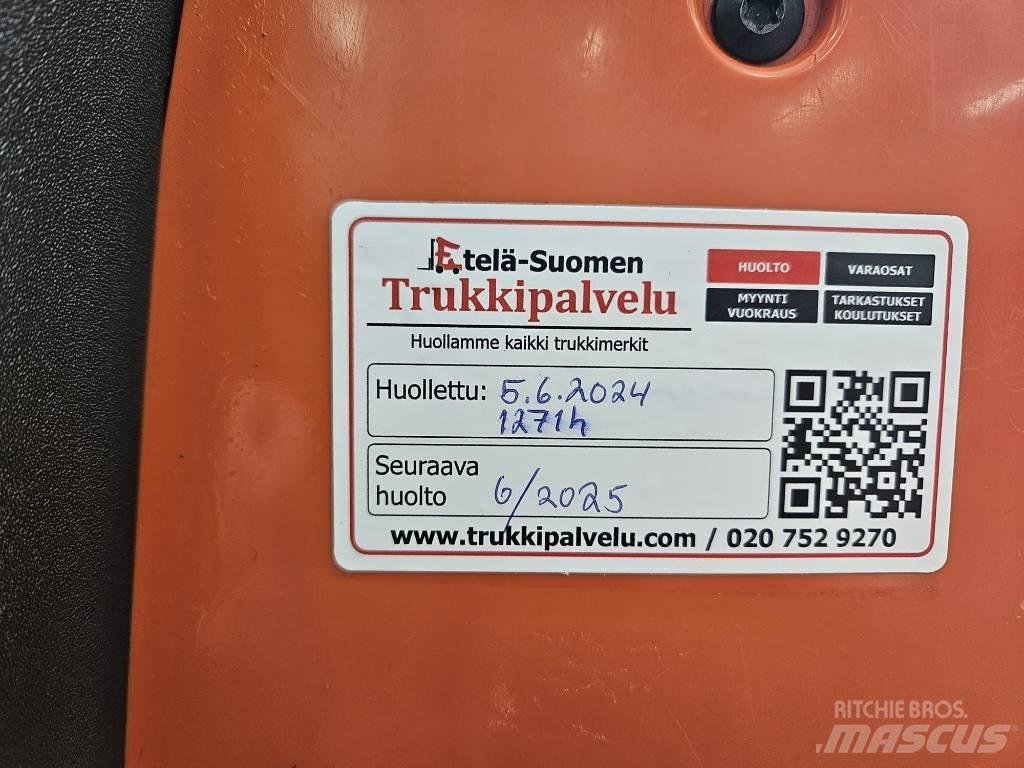 Toyota LWE 200 Låglyftare med plattform
