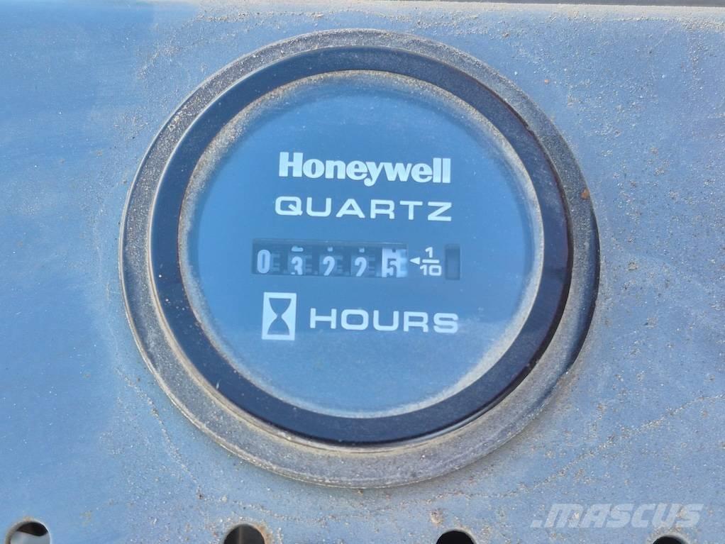 SkyJack SJ 4632 Saxliftar