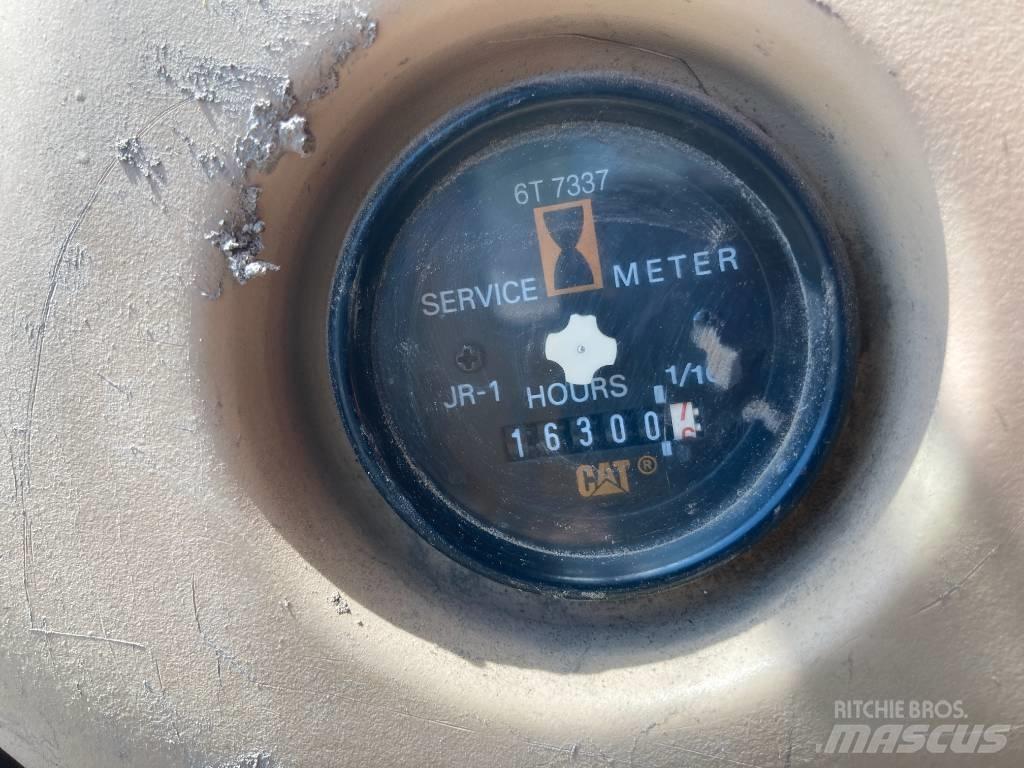 CAT 330 B Bandgrävare