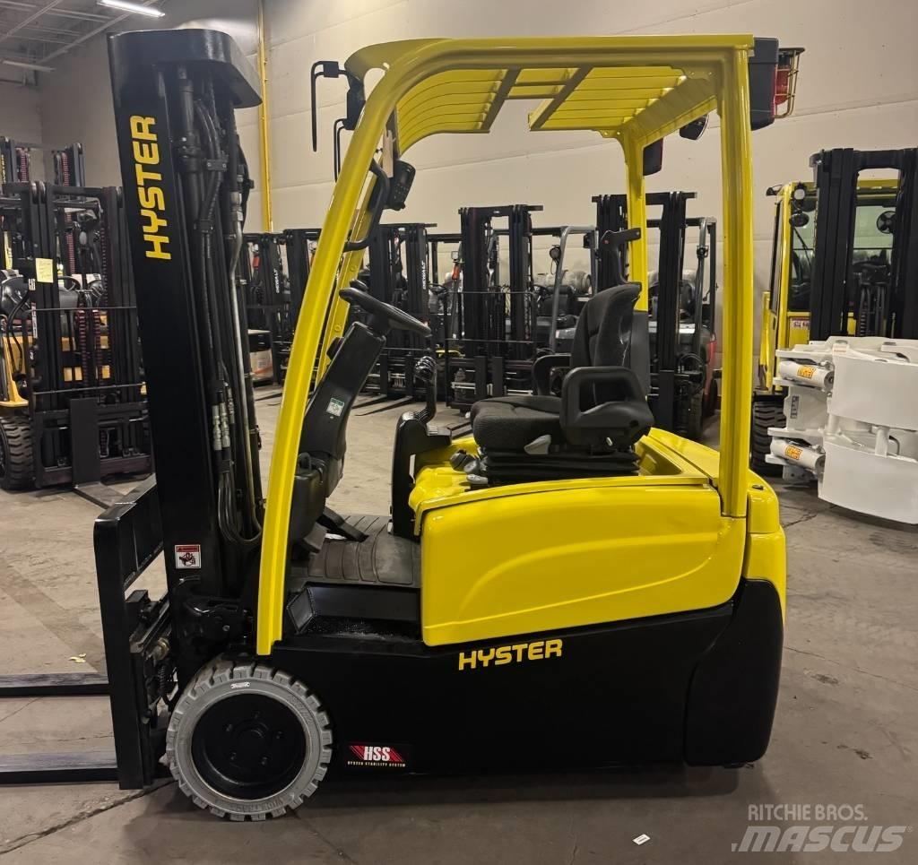 Hyster J 35 XNT Elmotviktstruckar