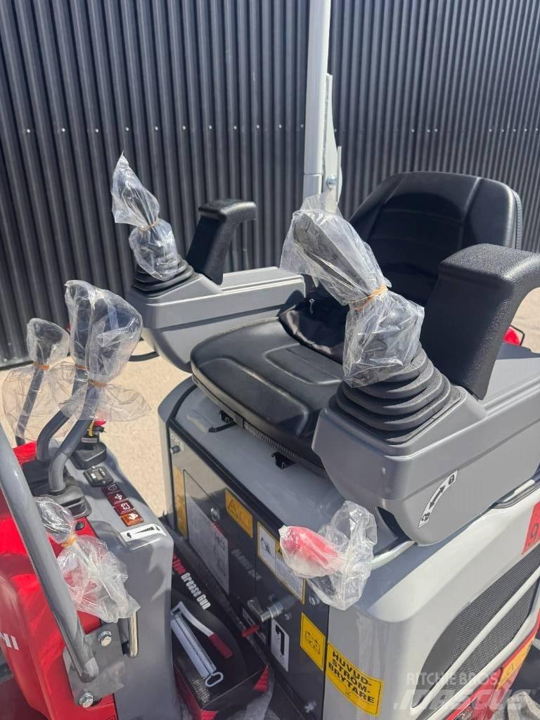 Takeuchi TB 210 R Minigrävare < 7t