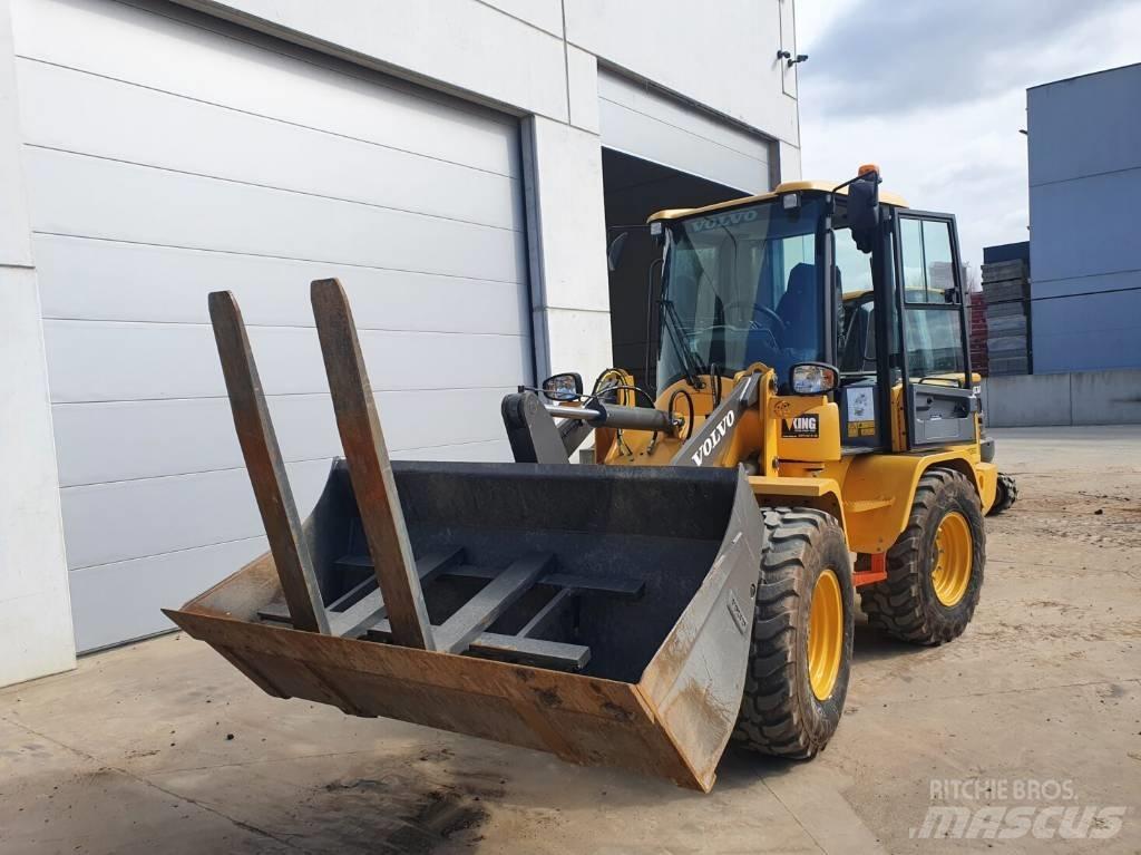 Volvo L 30 G Mobila krossar