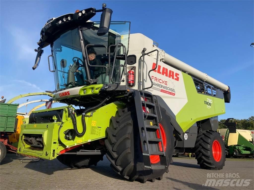 CLAAS Trion 730 Skördetröskor