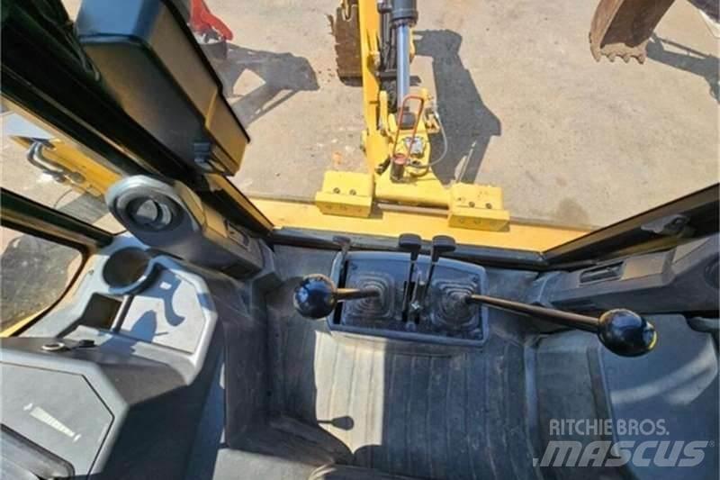CAT 426F2 TLB Grävlastare