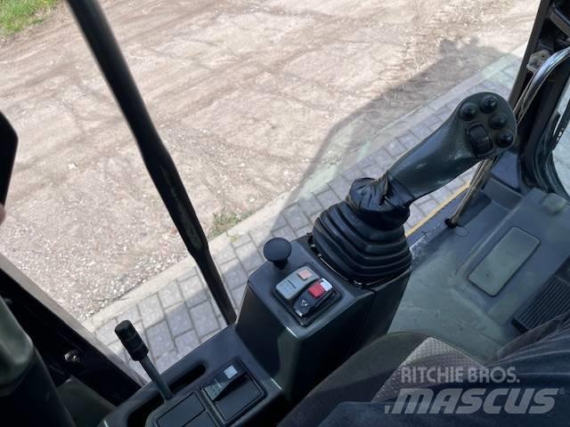 CAT M 315 D Hjulgrävare