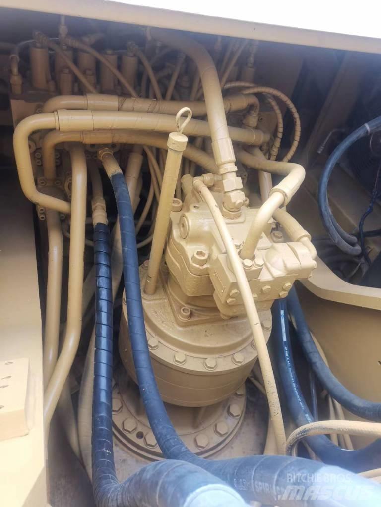 CAT 330 D Bandgrävare