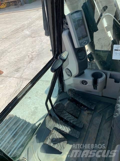 CAT 349 FL Bandgrävare