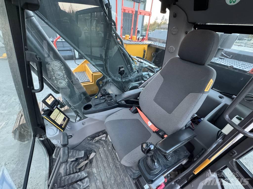 Volvo EC 250 EL Bandgrävare