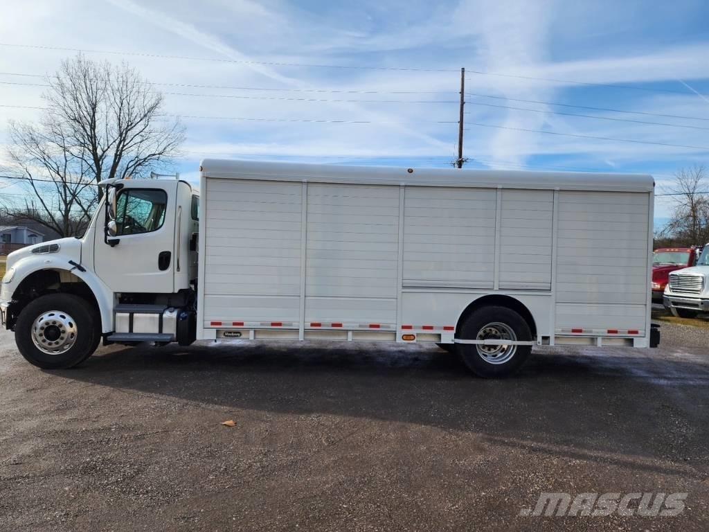 Freightliner M2 Lastbilar för dryckesleveranser