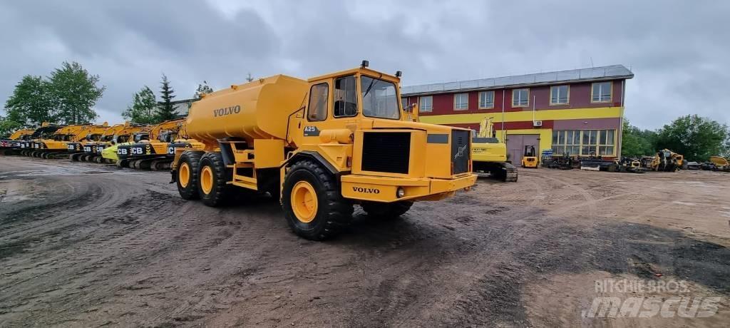 Volvo A 25 C 6x6 Midjestyrd dumper