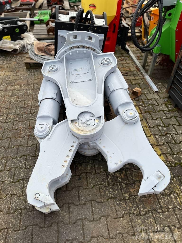 Furukawa V-17M Asfaltsskärare