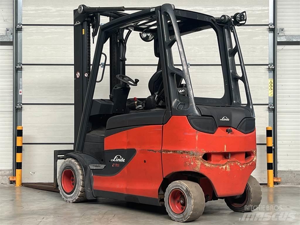Linde E35HL-01 Elmotviktstruckar