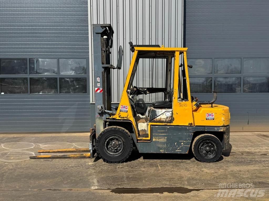 Nissan WGF03A45U Övriga motviktstruckar