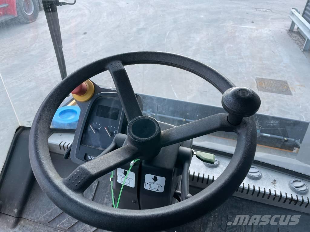 Volvo DD105 Tvåvalsvältar