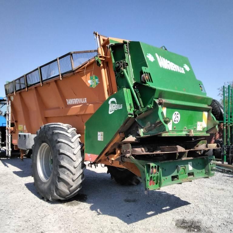 Dangreville EV 11 Fast- och kletgödselspridare