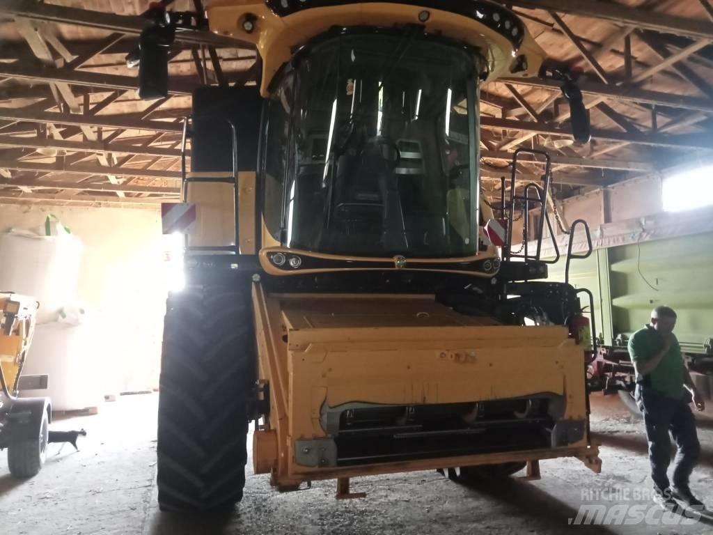 New Holland CX 8.70 Skördetröskor