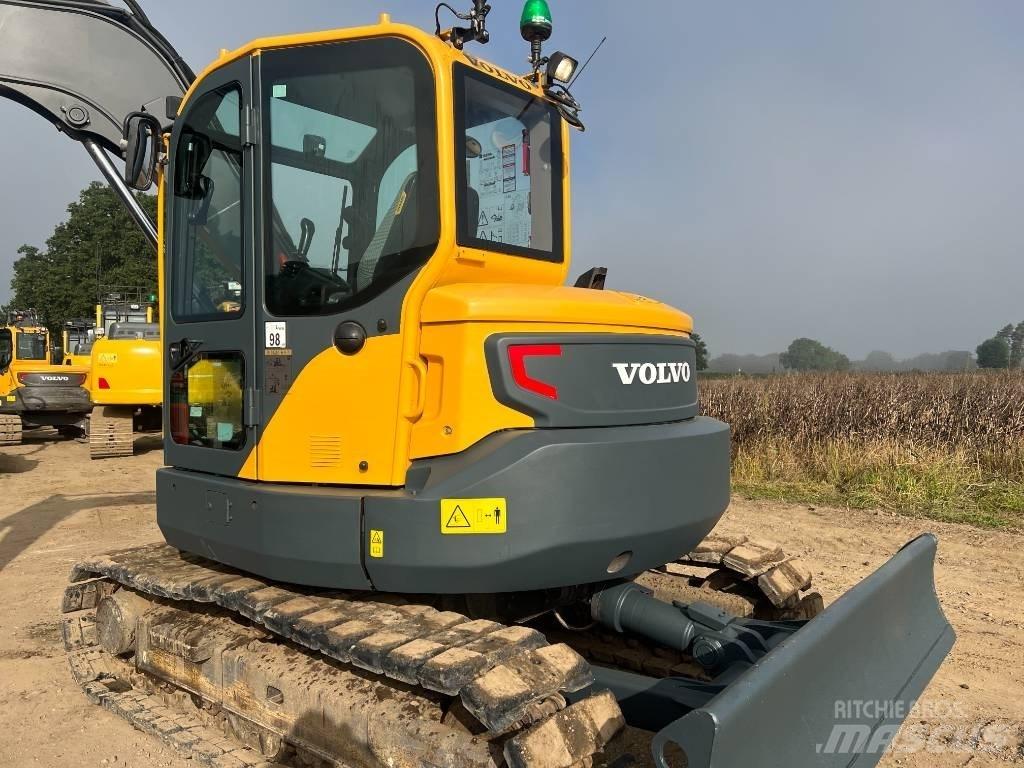 Volvo ECR 88 D Bandgrävare