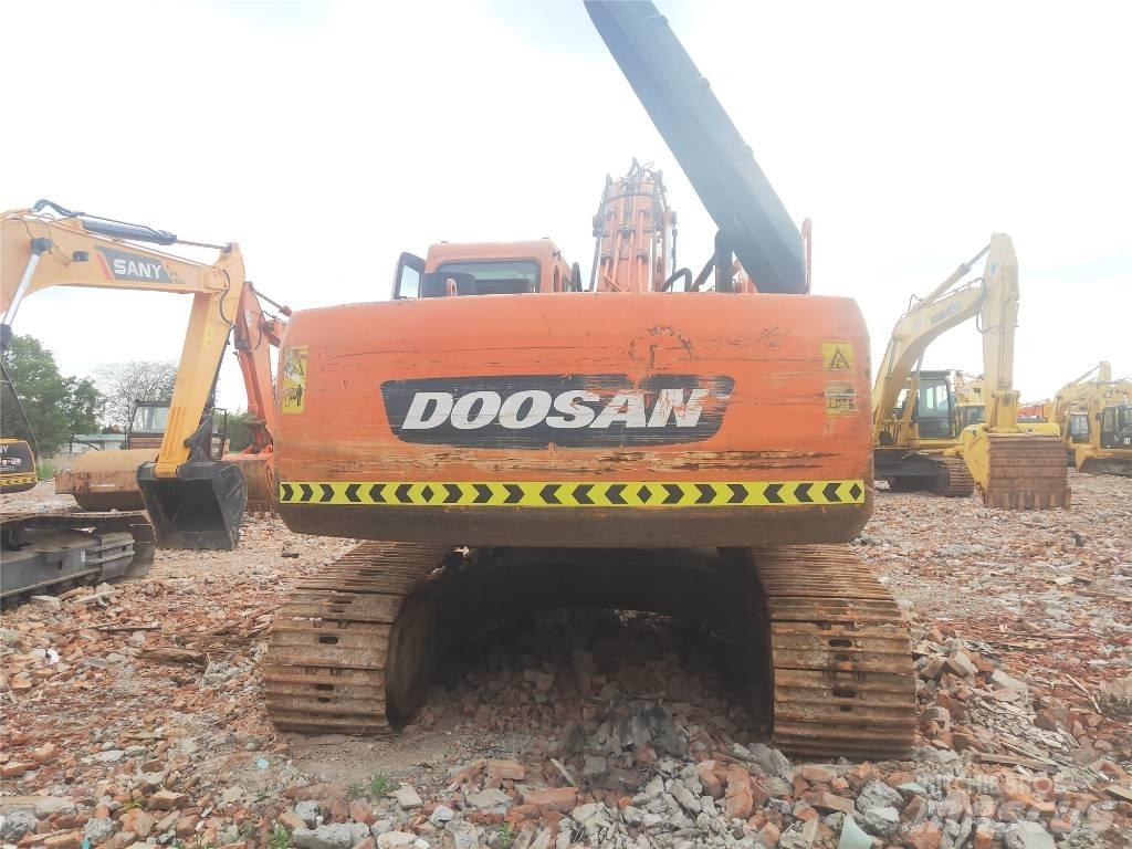Doosan DH 220 LC-7 Bandgrävare