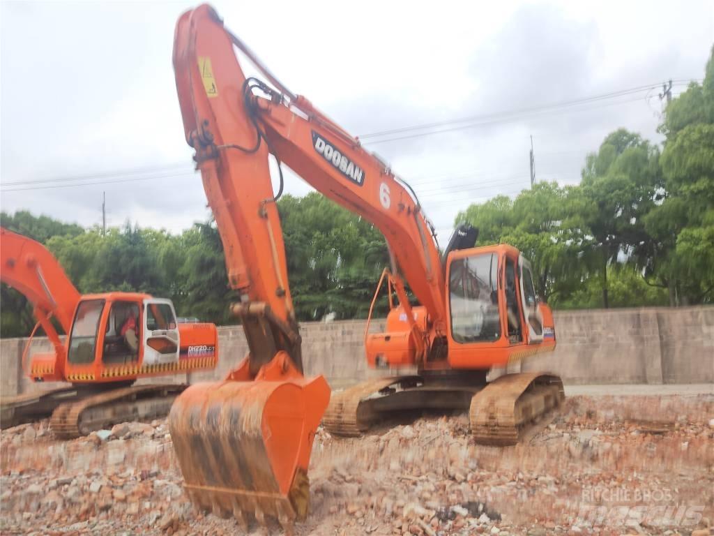 Doosan DH 220 LC-7 Bandgrävare