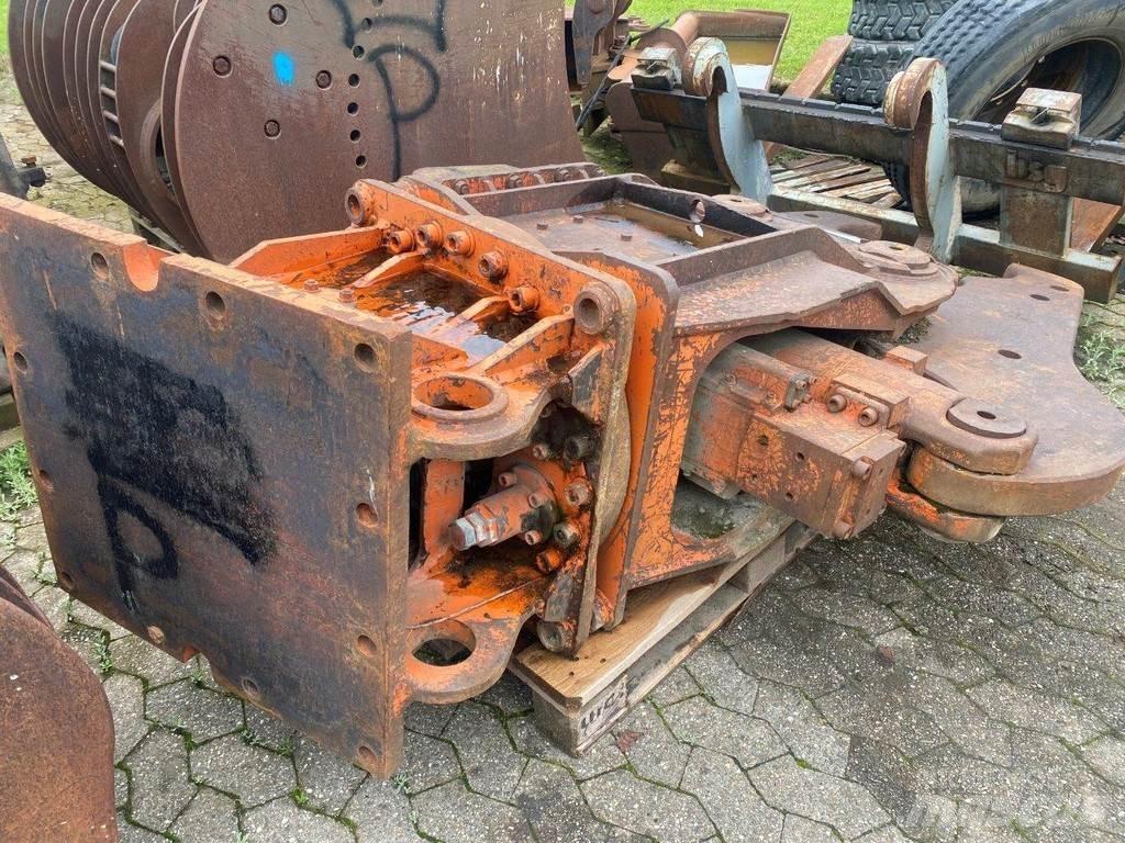 NPK S-24XCR Krossar för Entreprenad