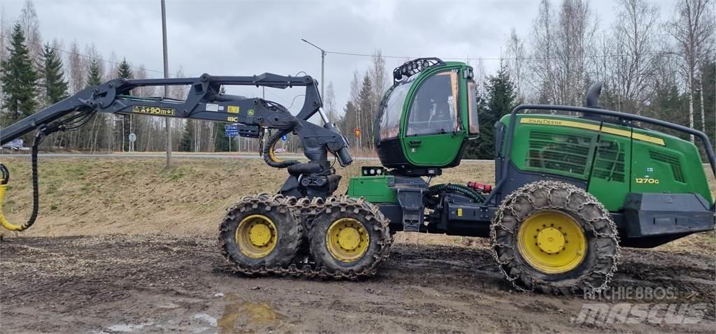 John Deere 1270G Skördare