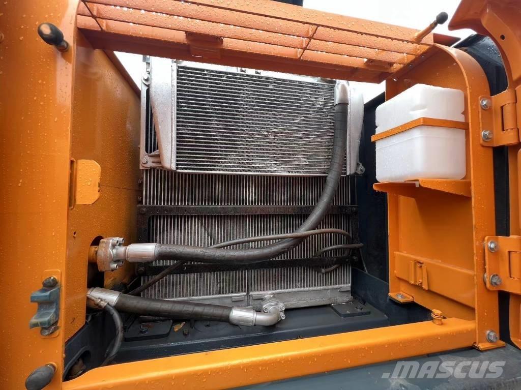 Hyundai 220 LC-9S Bandgrävare