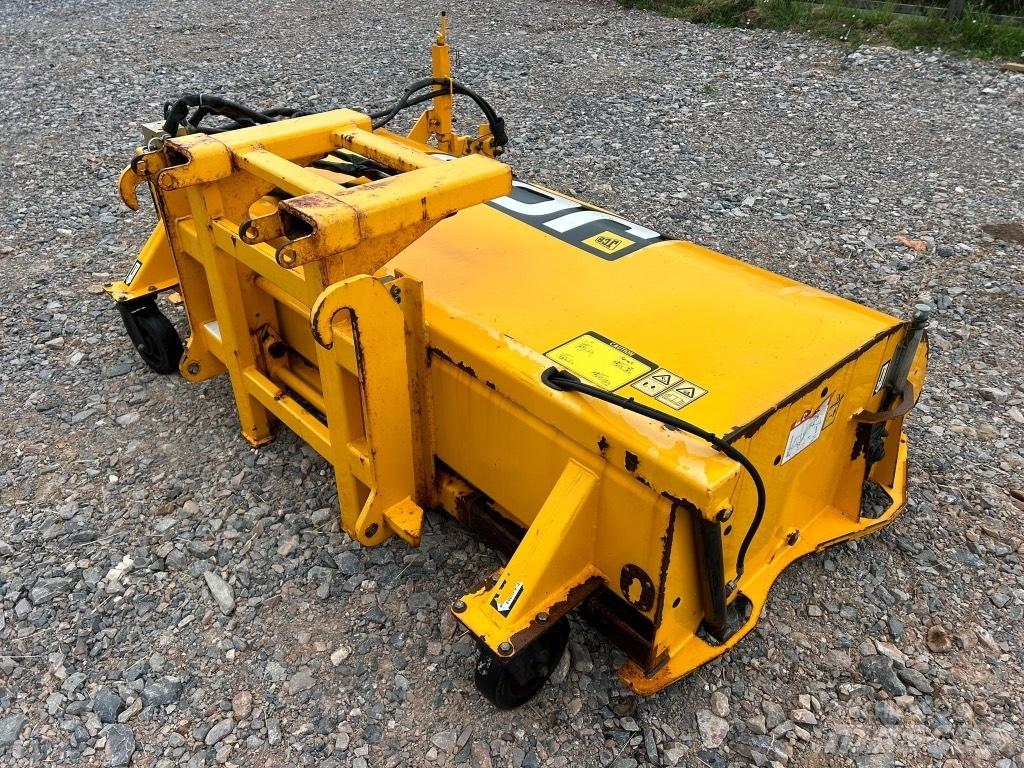 JCB SC 240 Borstar & borstskopor