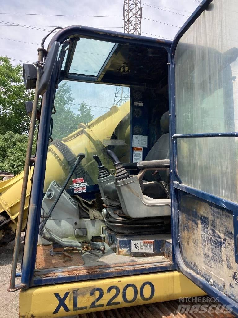 Gradall XL 2200 Bandgrävare