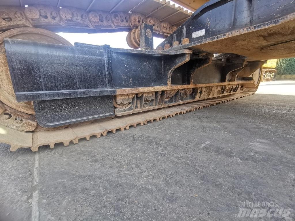 CAT 352 Bandgrävare