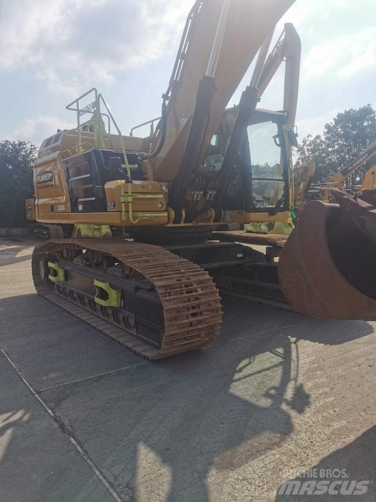CAT 352 Bandgrävare