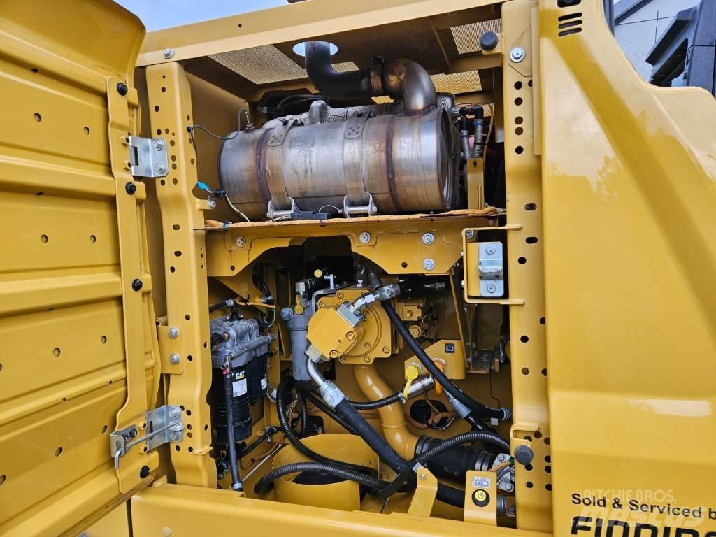 CAT 320 Bandgrävare