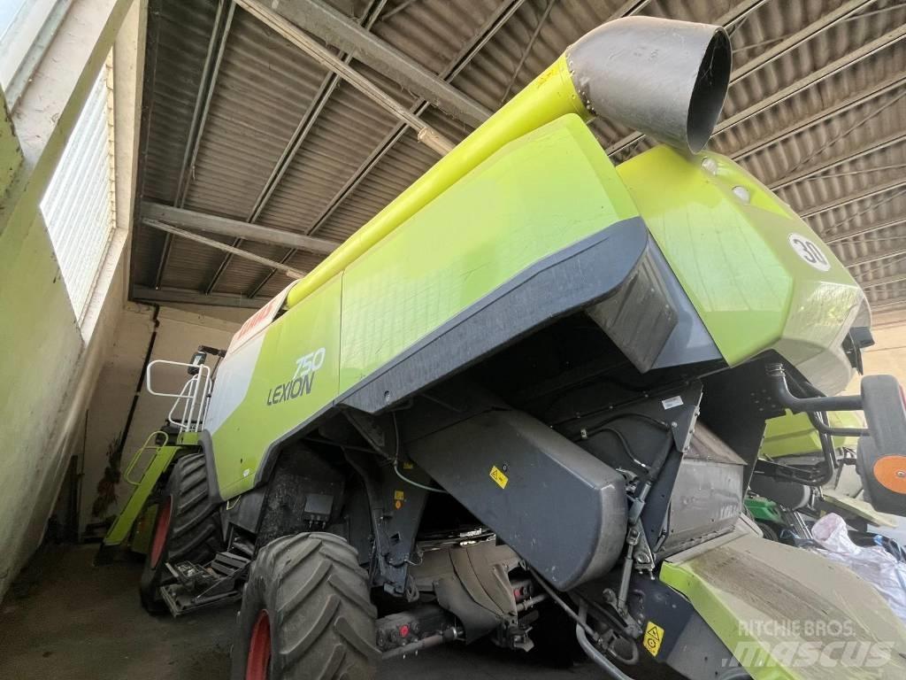 CLAAS Lexion 750 Skördetröskor