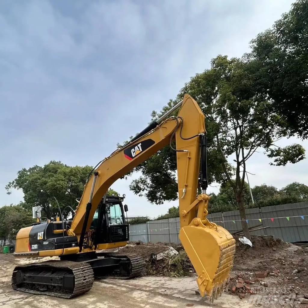 CAT 320 D2 Bandgrävare