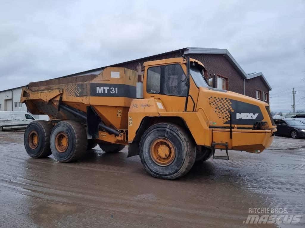 Moxy MT 31 6x6 Midjestyrd dumper