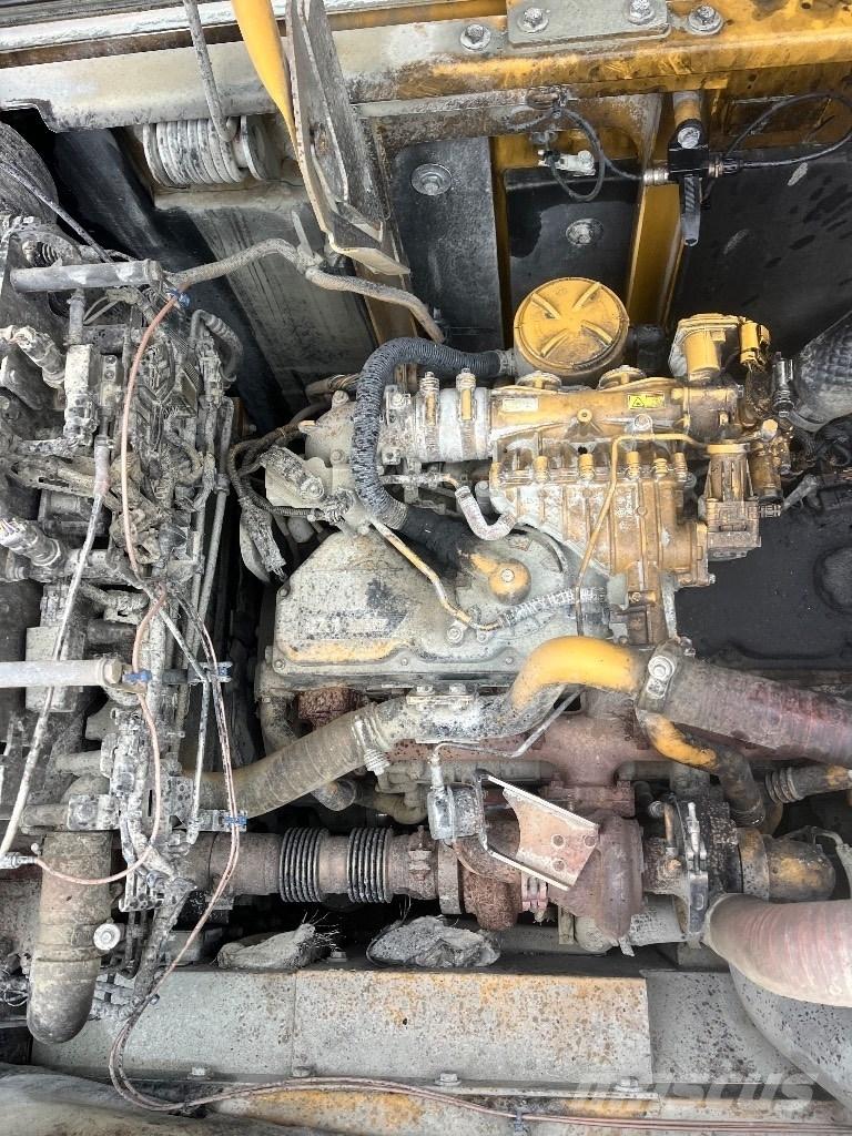 CAT 324 E Bandgrävare