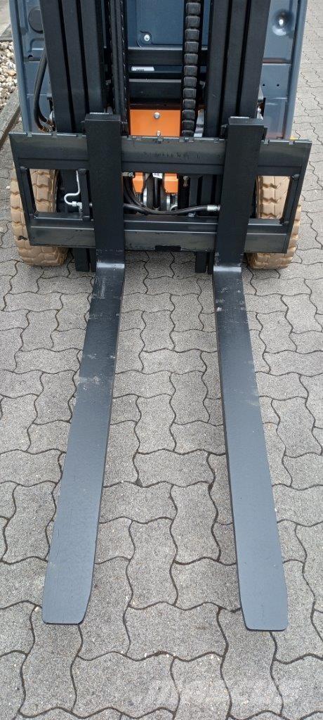 Toyota 8FBM16T Elmotviktstruckar