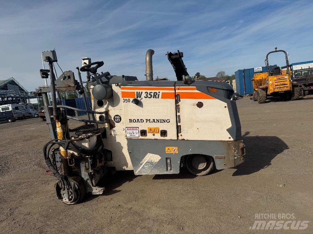Wirtgen W 35 RI Asfaltskallfräsmaskiner