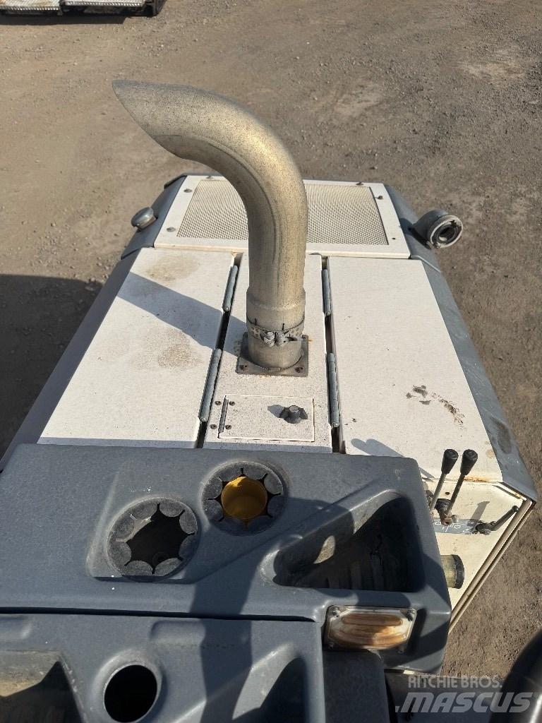 Wirtgen W 35 RI Asfaltskallfräsmaskiner