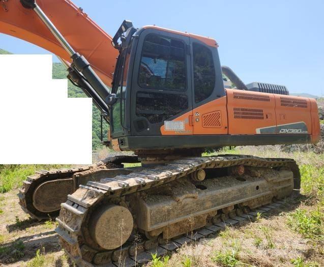 Doosan DX 380 LC-5 Bandgrävare