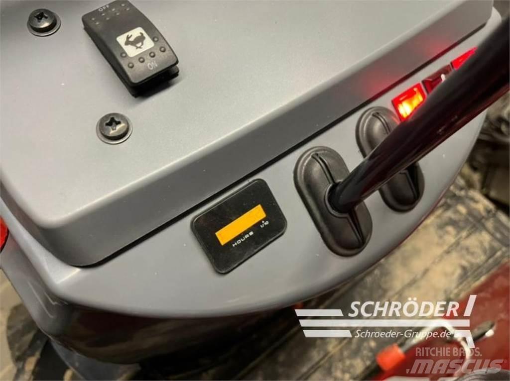 Yanmar - VIO 12 Hjulgrävare