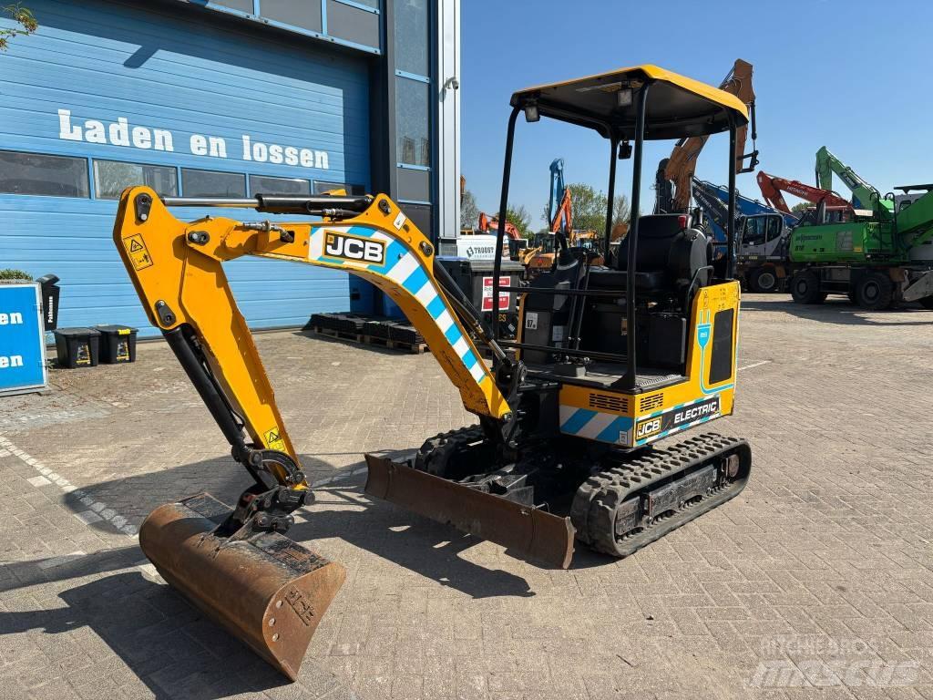 JCB 19 C-1 E Minigrävare < 7t