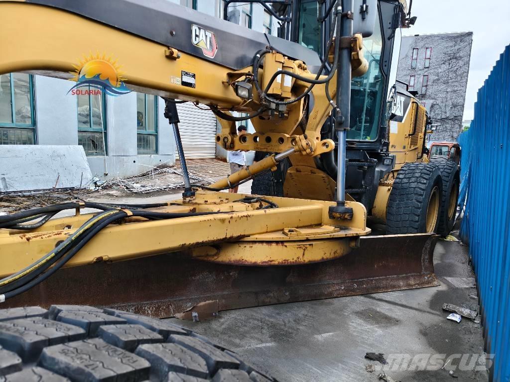 CAT 160 M Väghyvlar