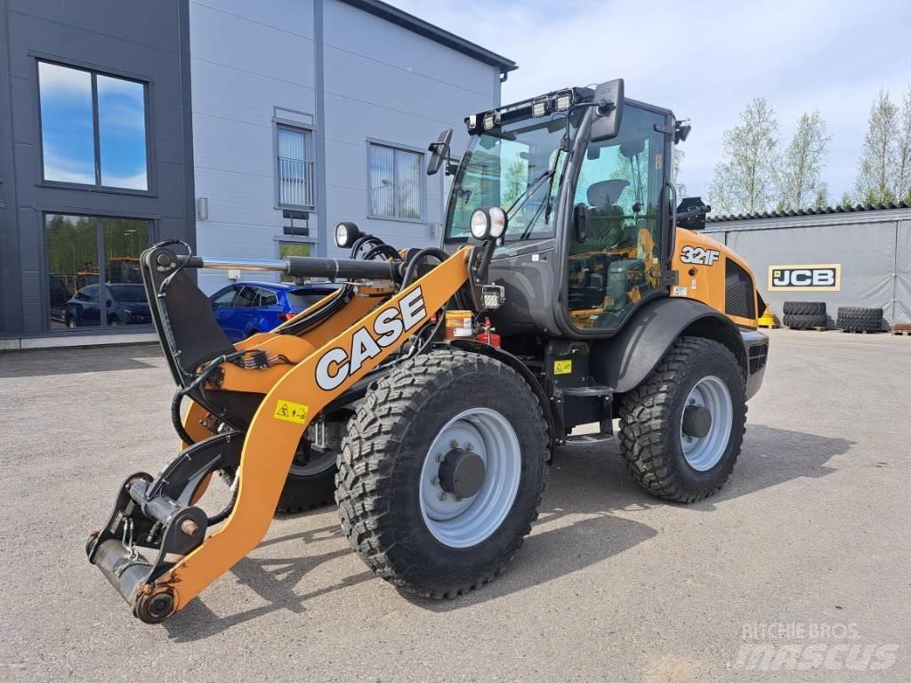 CASE 321 D Hjullastare