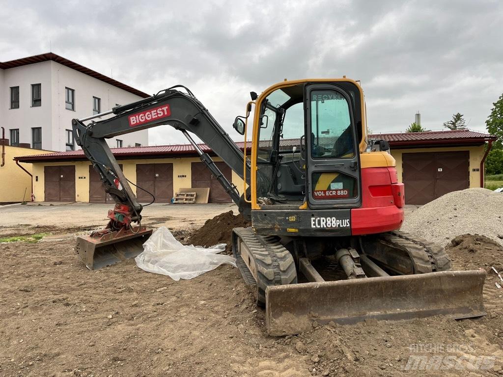 Volvo ECR 88 PLUS Midigrävmaskiner 7t - 12t