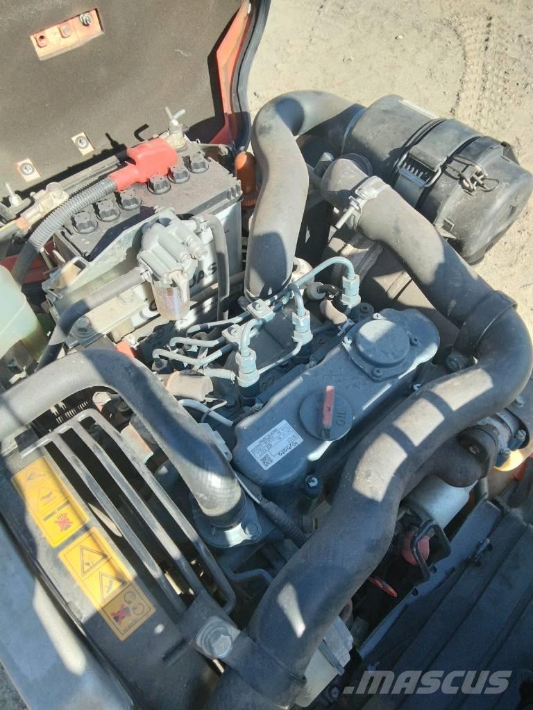 Kubota U 10-3 Minigrävare < 7t