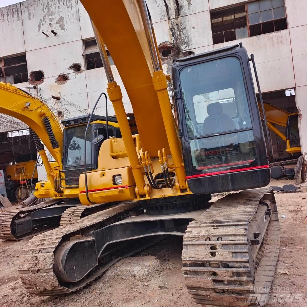 CAT 320 C L Bandgrävare
