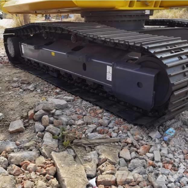 Komatsu PC220-8 Bandgrävare